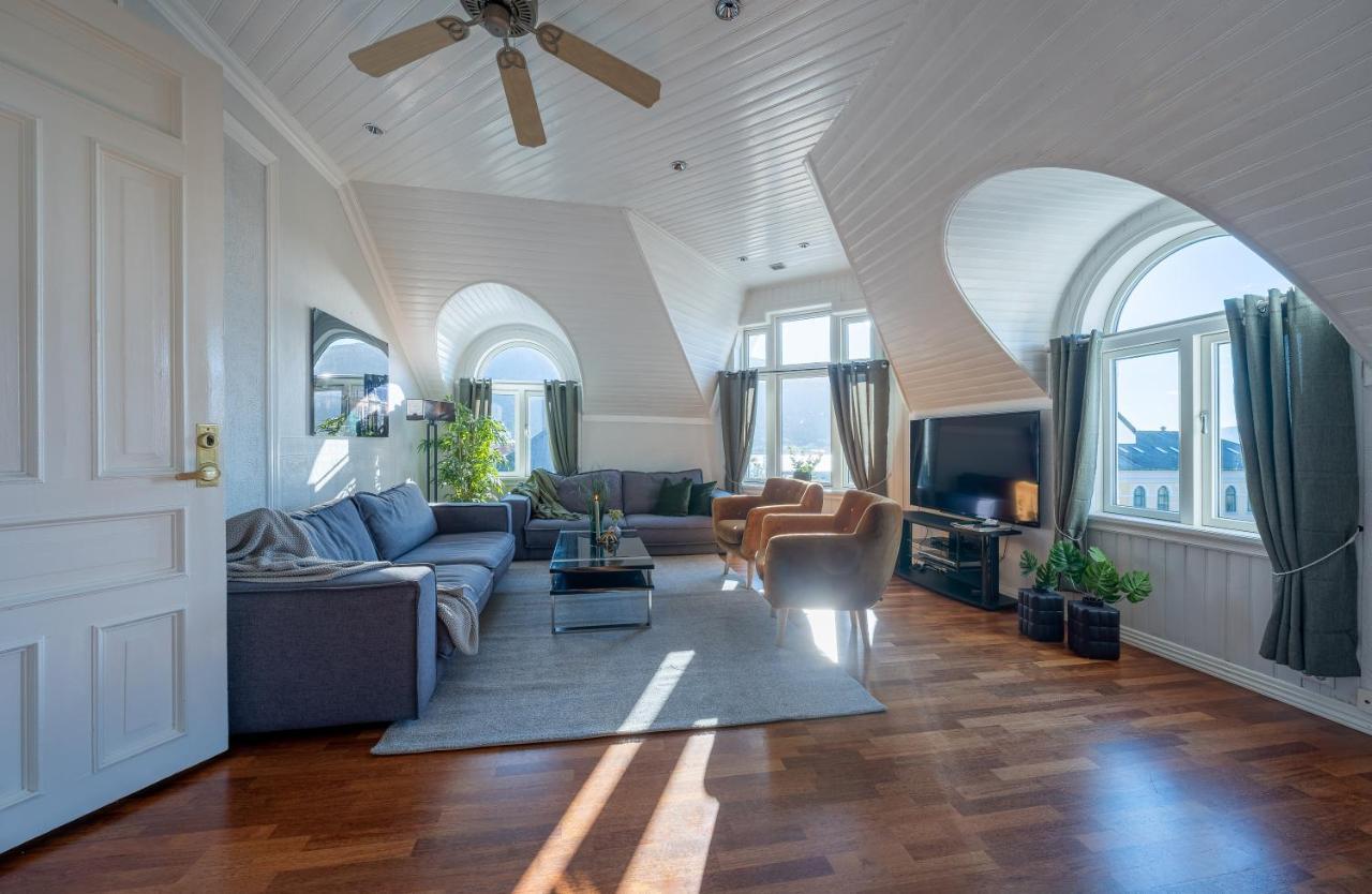 Enter Tromso - Exclusive 4 Bedroom Villa Екстериор снимка