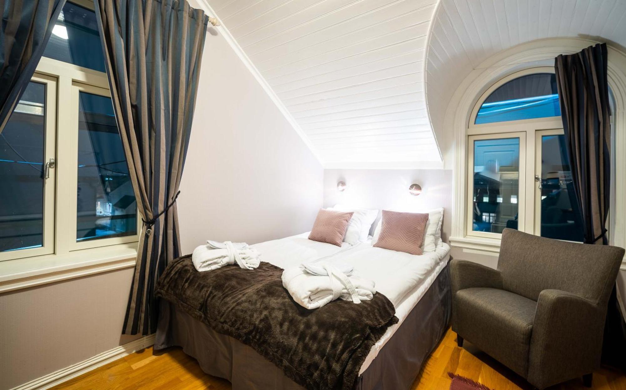 Enter Tromso - Exclusive 4 Bedroom Villa Екстериор снимка